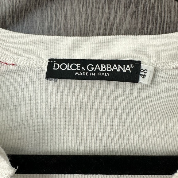 Like New Vintage Authentic Dolce &  Gabbana  v-neck tee - Picture 3 of 5